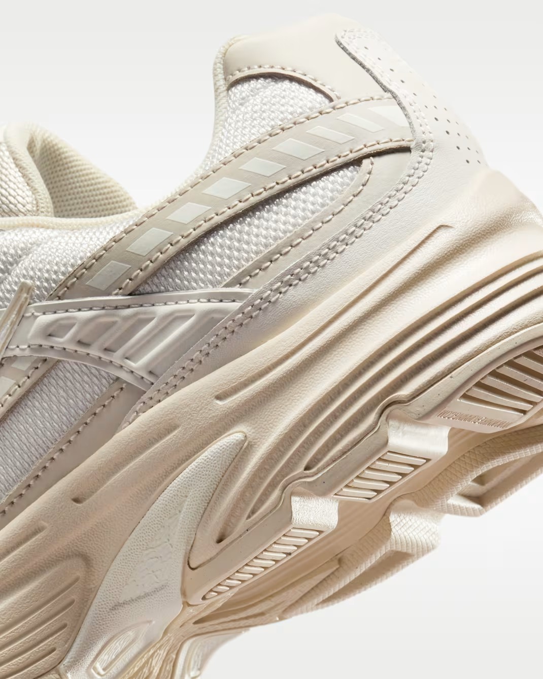 Nike Initiator Women's Shoes — изображение 8