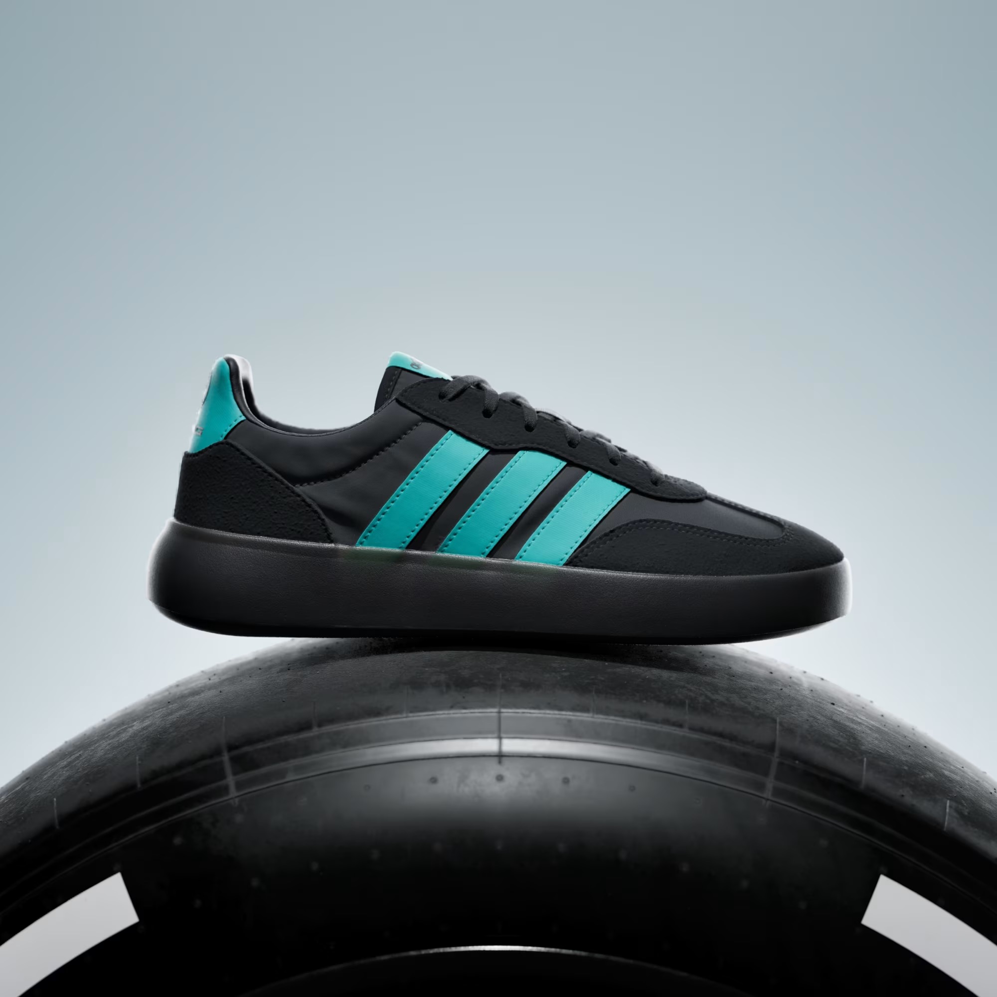 MERCEDES - AMG PETRONAS FORMULA ONE TEAM BARREDA DECODE SHOES — изображение 2