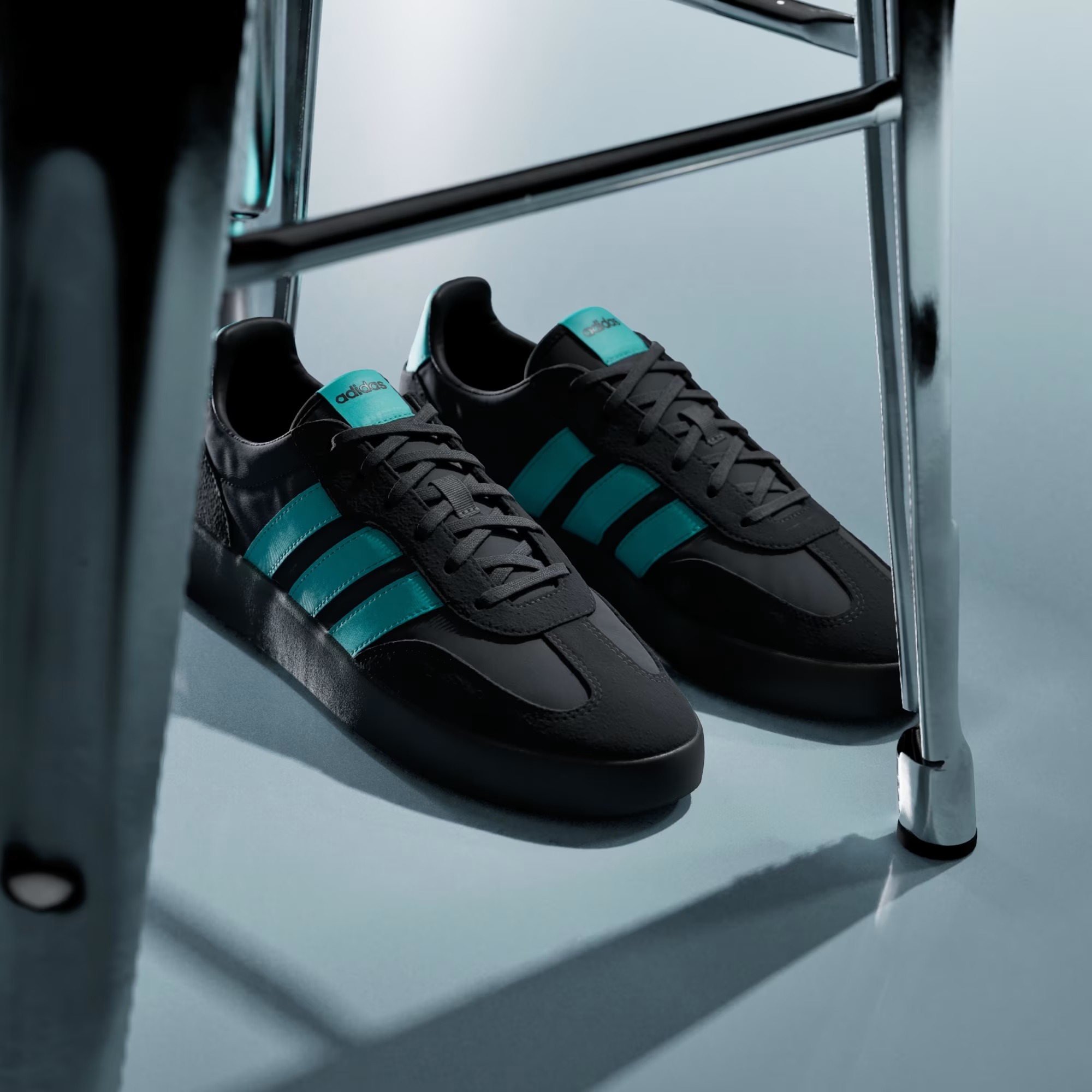 MERCEDES - AMG PETRONAS FORMULA ONE TEAM BARREDA DECODE SHOES — изображение 4