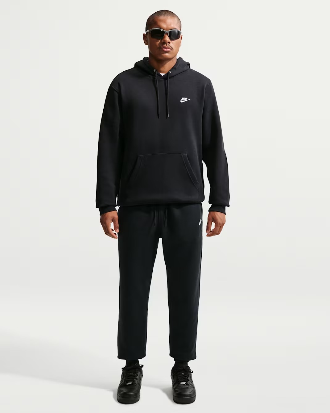 Nike Club Мужская флисовая толстовка с капюшоном — изображение 3